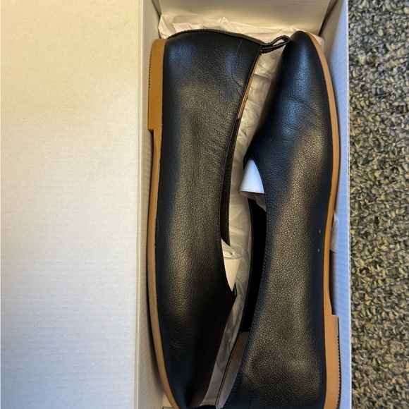 Quince Black Leather Flats - Picture 11 of 11